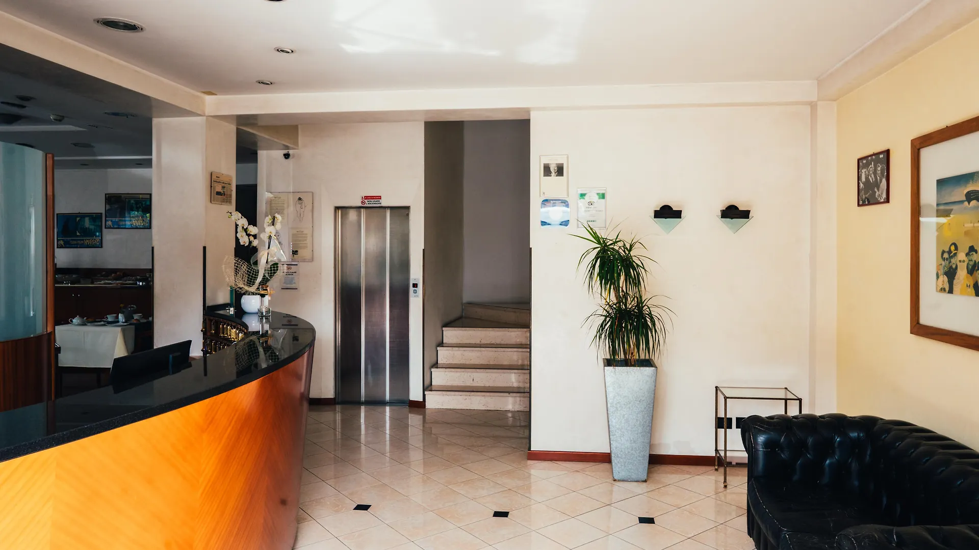רימיני Arcangelo Roof Hotel